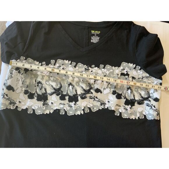 Tek Gear Black Graphic Print V-Neck Short Sleeve Casual T-Shirt Size 1X - Picture 10 of 12